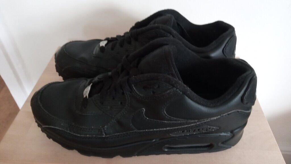 NIKE AIR MAX M90 TRAINERS. SIZE 7. ALL 